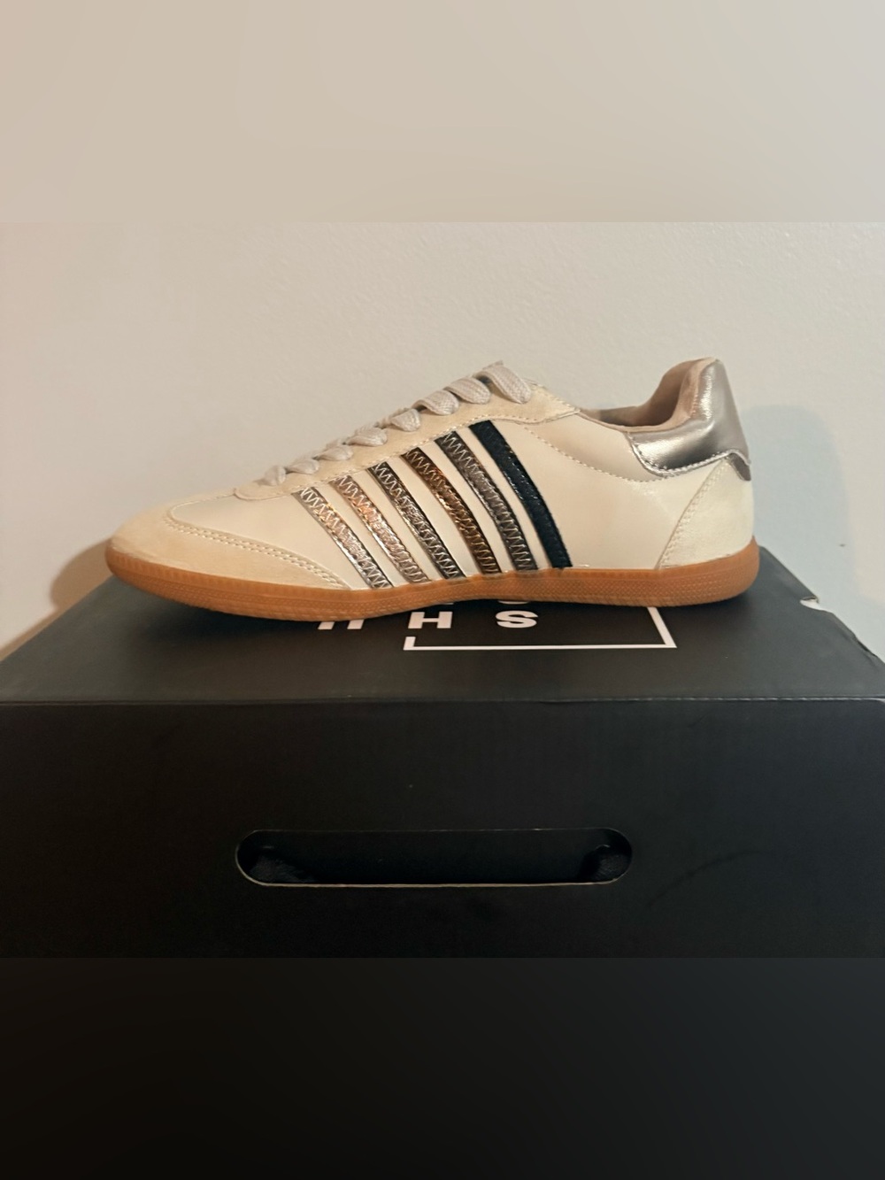 Shushop Stevie Sneaker in Metallic | size: 8
